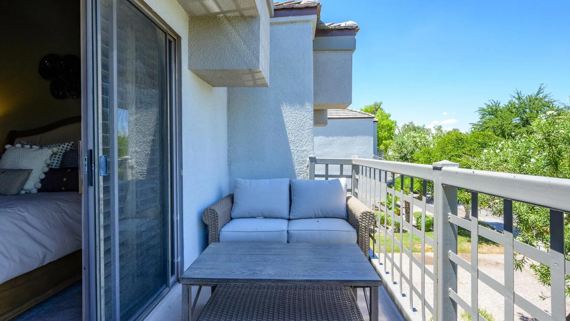 Апартаменты Villa Gainey Ranch Condo Скоттсдейл